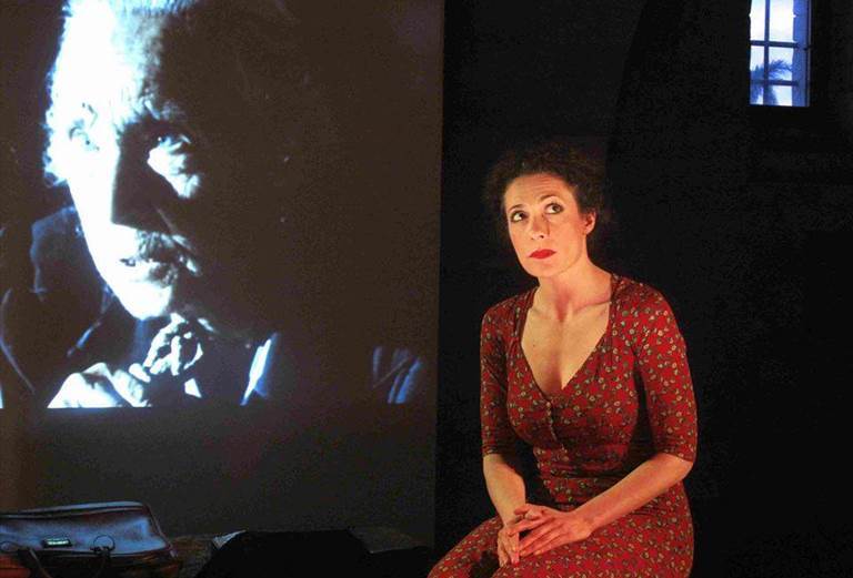 “Ostinata passione”, oggi va in scena la storia della prima donna italiana documentarista