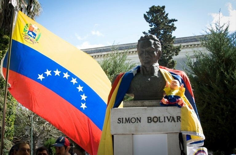 La manifestazione degli italo-venezolani contro le violenze in Venezuela