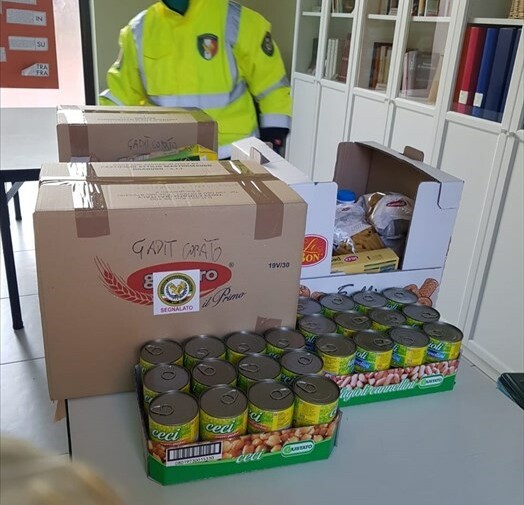 La generosità dei coratini: mascherine e generi alimentari donati a ospedale e protezione civile