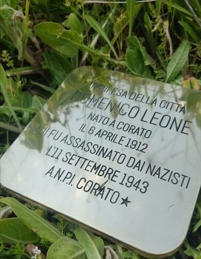 La pietra d'inciampo in memoria di di Domenico Leone