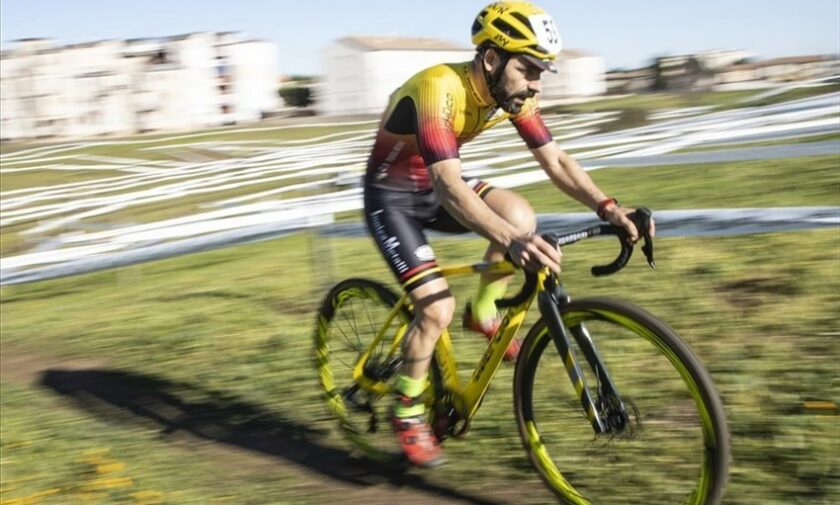 Trofeo Ciclocross Centro Sud: Carrer e Loconsolo infiammano Corato in vista degli italiani
