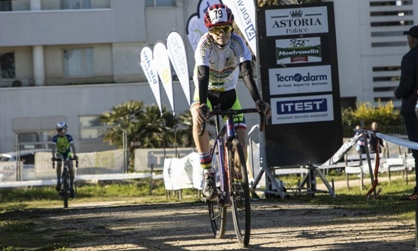 Trofeo Ciclocross Centro Sud: Carrer e Loconsolo infiammano Corato in vista degli italiani