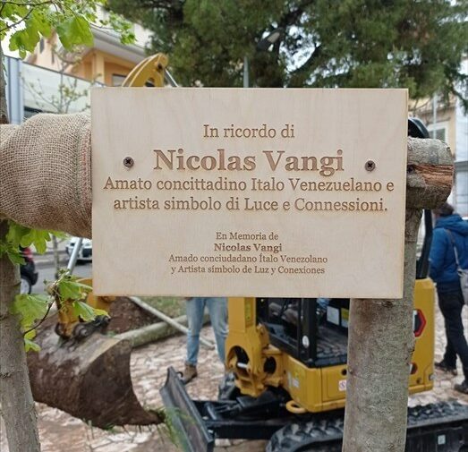 Tre nuovi alberi in piazza Venezuela: uno è intitolato alla memoria di Nicolàs Vangi