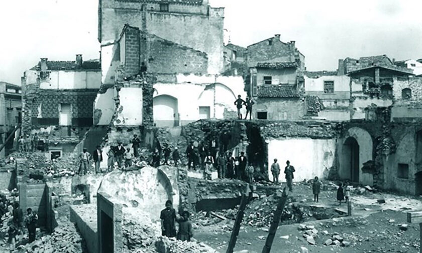 Piazza Di Vagno dopo i crolli del 1922