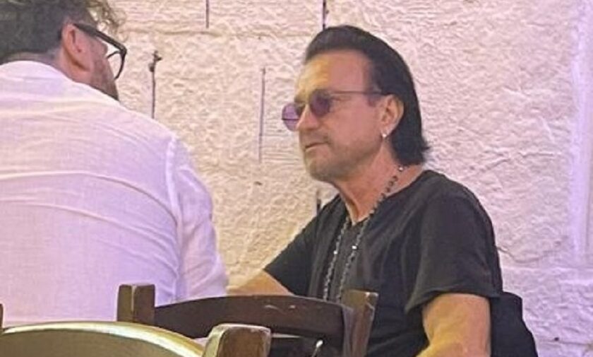 Bono Vox per le strade del centro antico di Corato? Il tam tam corre sui social