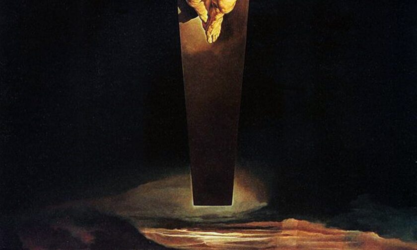 Il crocifisso di Salvador Dalì