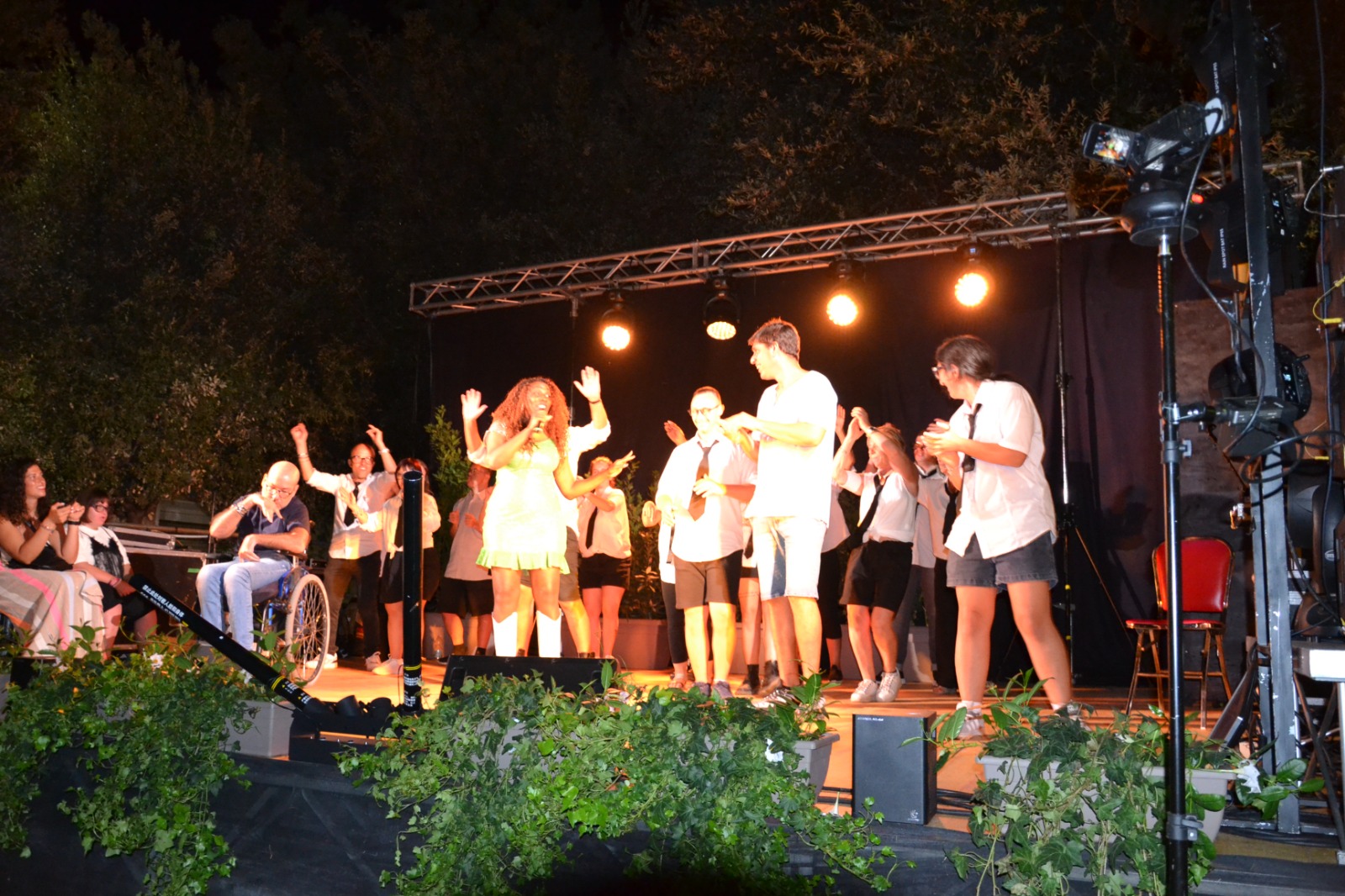 Torna “Tra Spettacolo e Solidarietà – Il Quartiere è in Festa”. Tra gli ospiti la cantante Manuela Villa