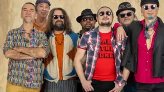 Dopo Alex Britti, un altro nome per l’estate coratina: il 9 settembre arrivano i Bandabardò