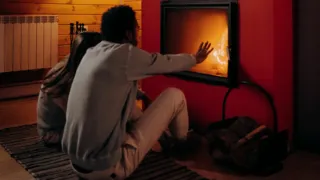 Riscaldamento domestico: facciamo chiarezza sulla stufa a pellet senza canna fumaria